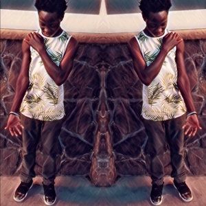 Meet your Posher, Omari